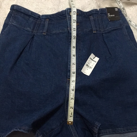 Paperbag waist shorts - Picture 7 of 11